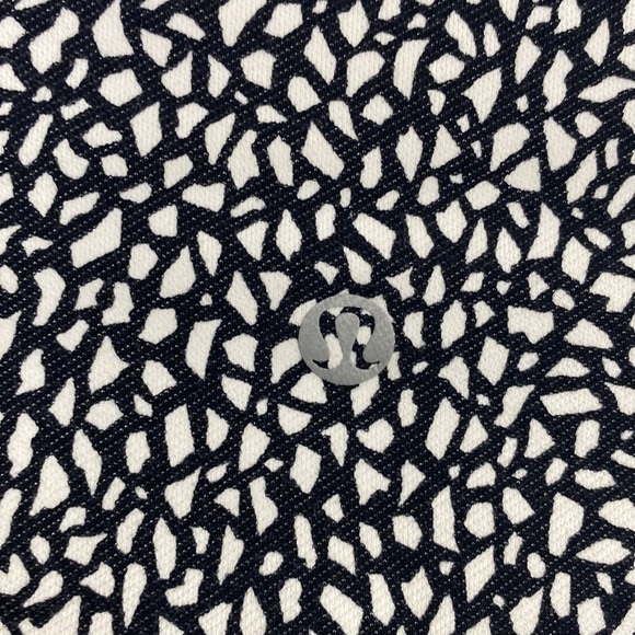 LULULEMON Wunder Under Crop (Hi-Rise) Miss Mosaic Black - Picture 11 of 13